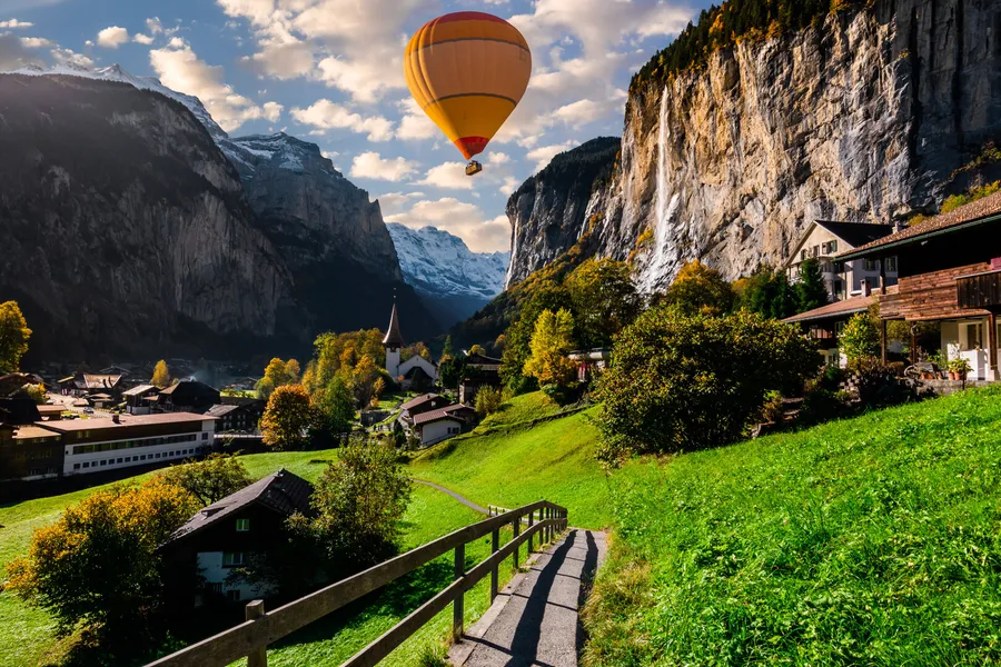 Hot-air balloon over the Lauterbrunnen valley